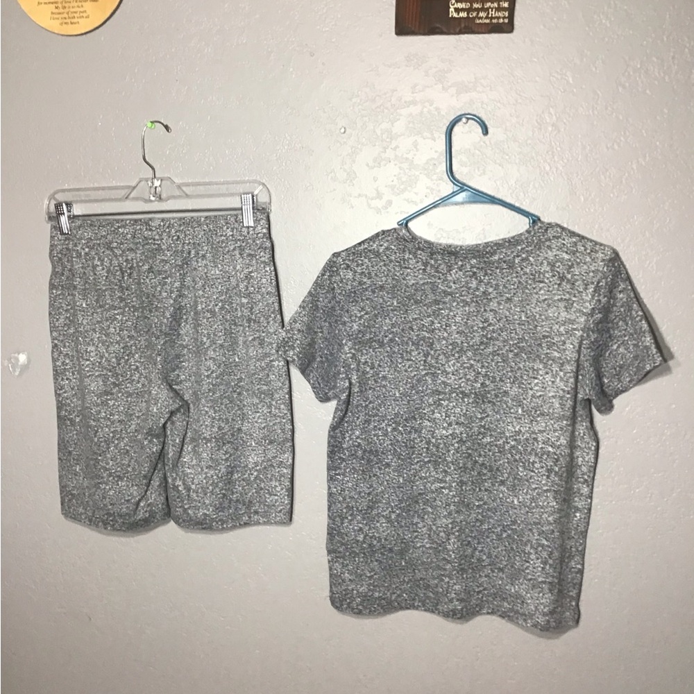 32 Degrees Heat Boy Sleepwear Set  Size L - 14/16 - Picture 11 of 13